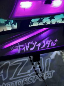 "Éjszakai Vandálok" Kanji matrica